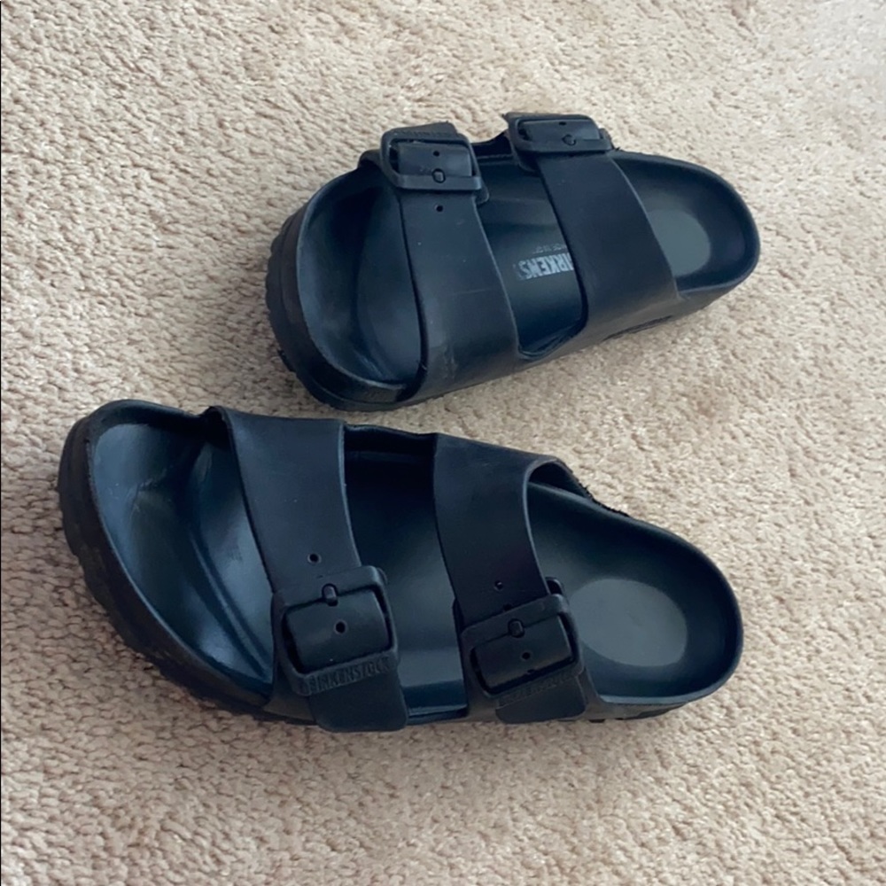Black Rubber Birkenstock’s